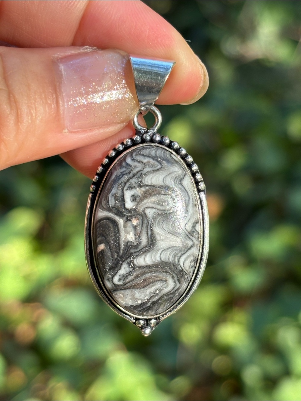 925 Silver Plated Black and White Swirl Jasper Pendant ZZPD00010